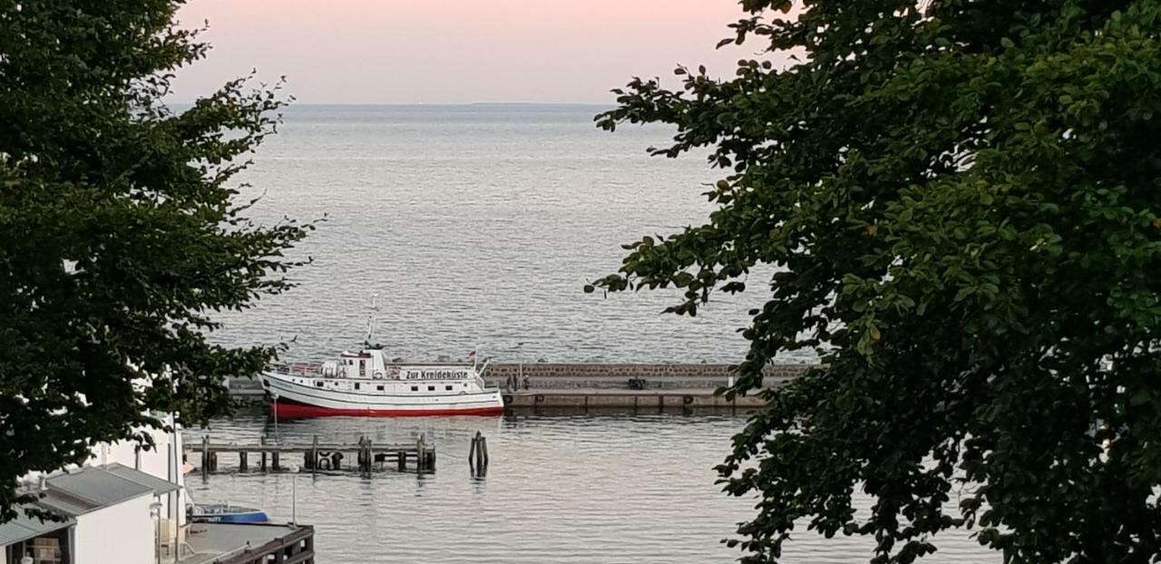 Ferienwohnung Hafenblick Sassnitz Exterior foto